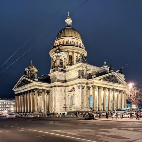 St_Isaac_s Cathedral_Colonnade-2